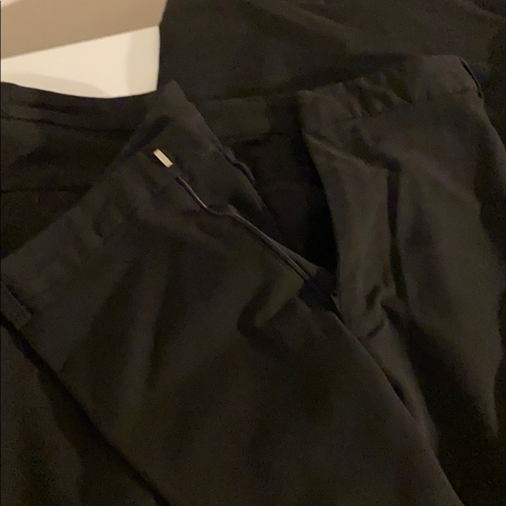 Old Navy black trousers